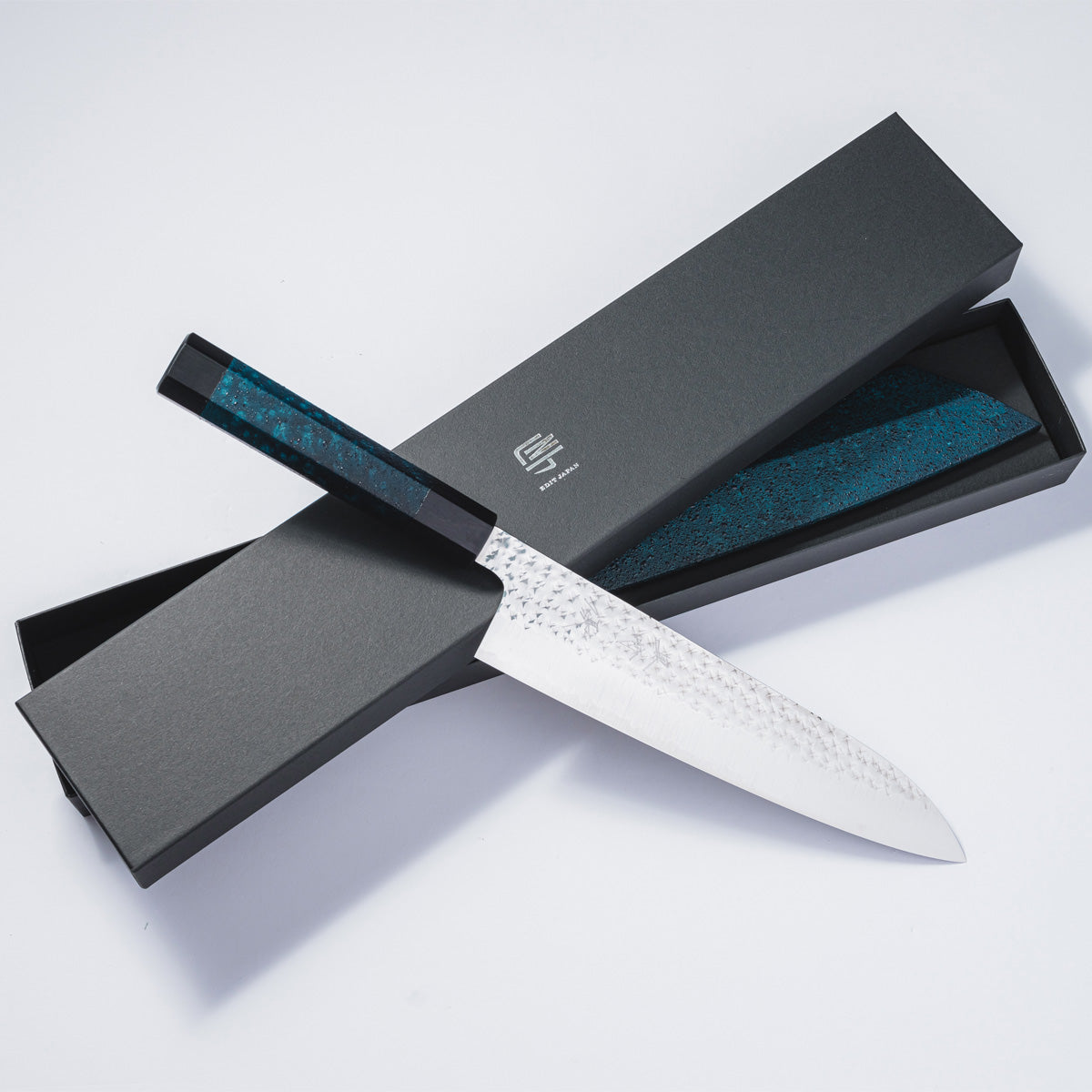 【閃光藍天⽬】牛刀21cm 鞘付き