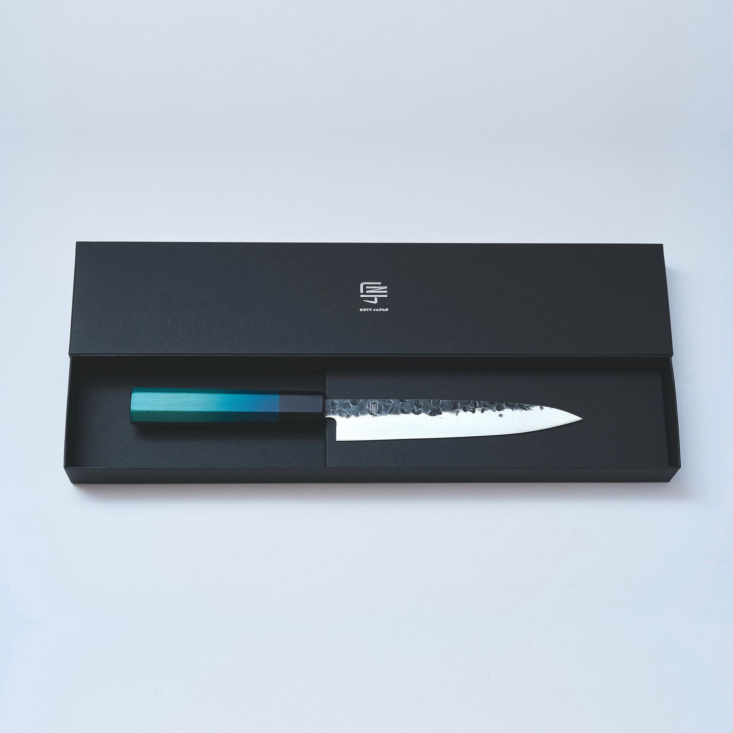 【藍包丁】 黒打ステンレス槌目３本セット（ペティ・三徳・牛刀21cm）特典付き