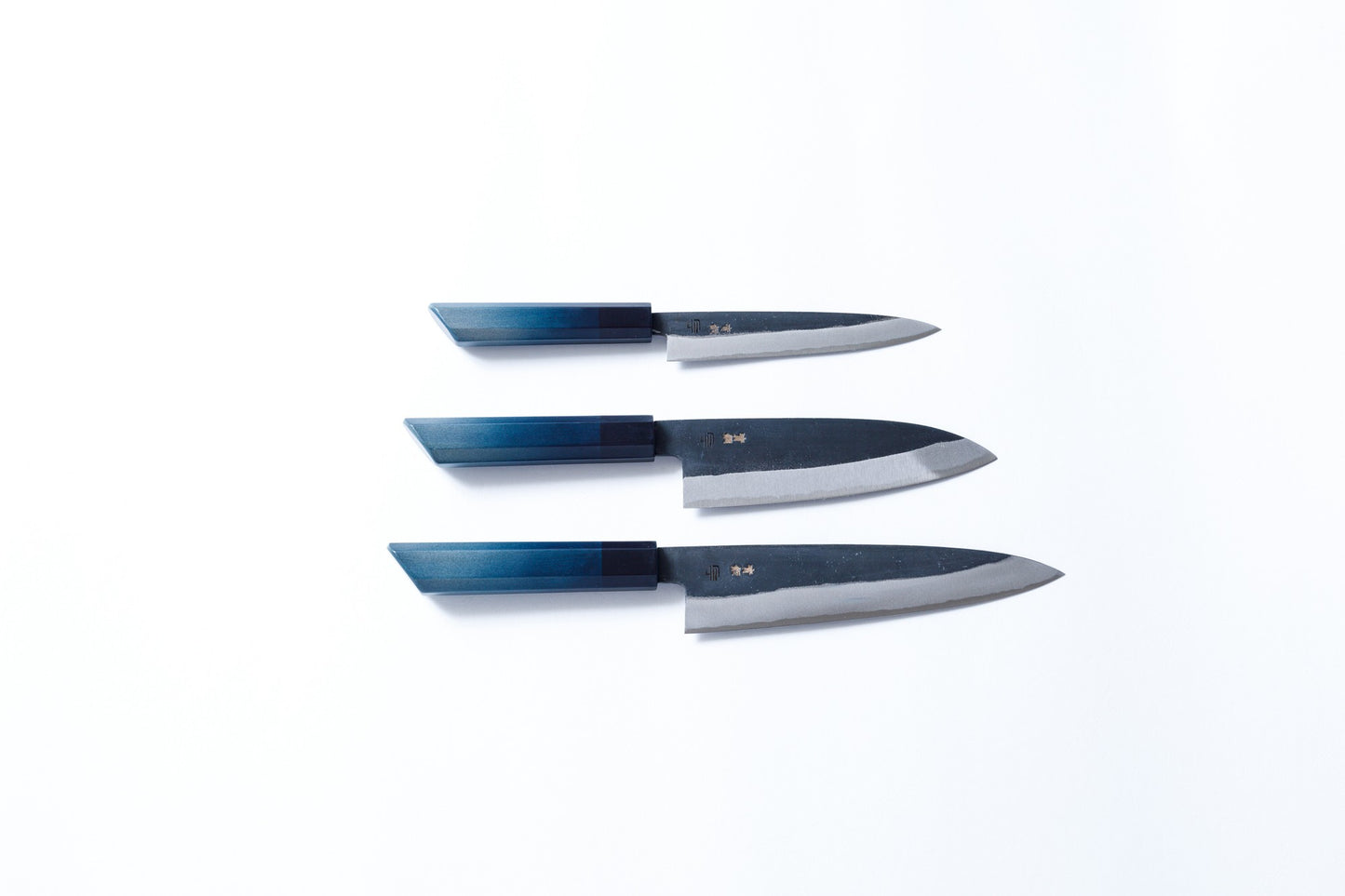 【藍包丁】黒打牛刀21cm
